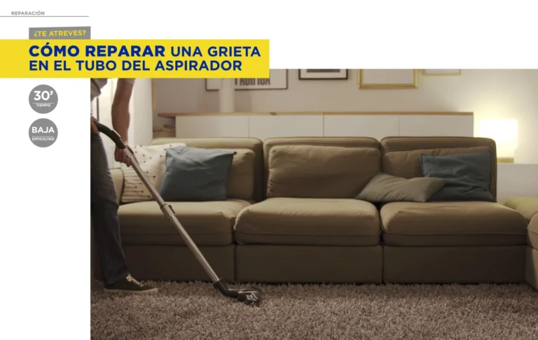 Cómo reparar una grieta en el tubo del aspirador